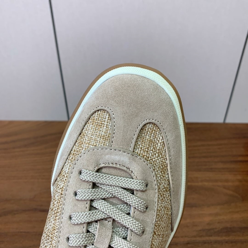 L0r0 P1ana sneakers